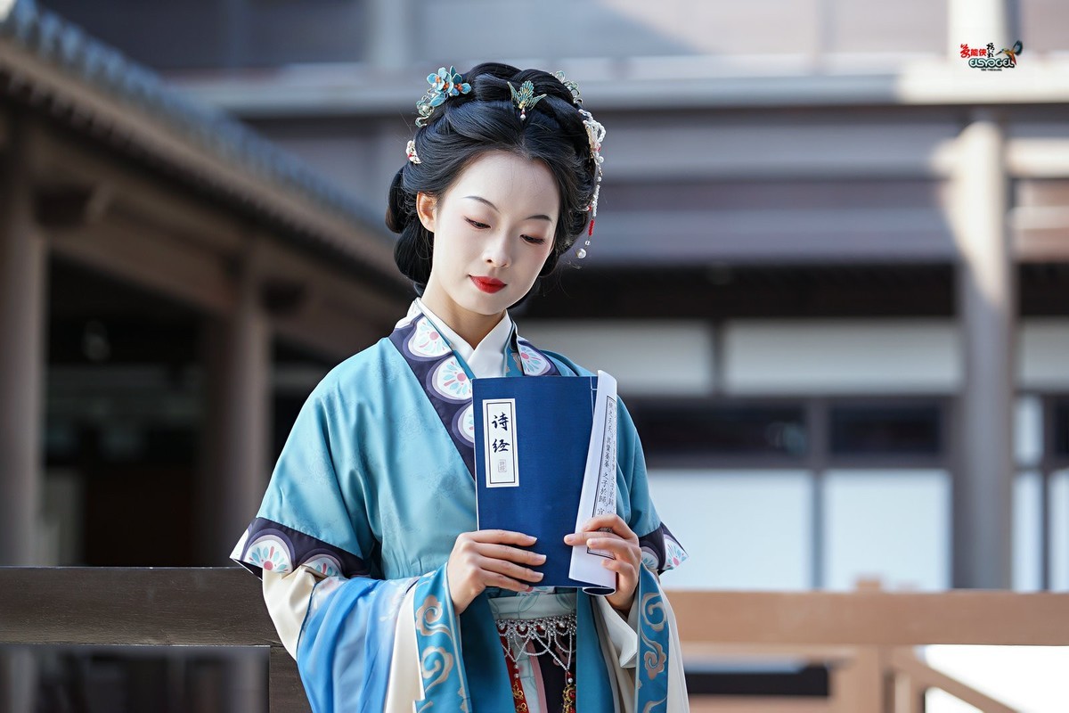 【古风仕女】---思琪