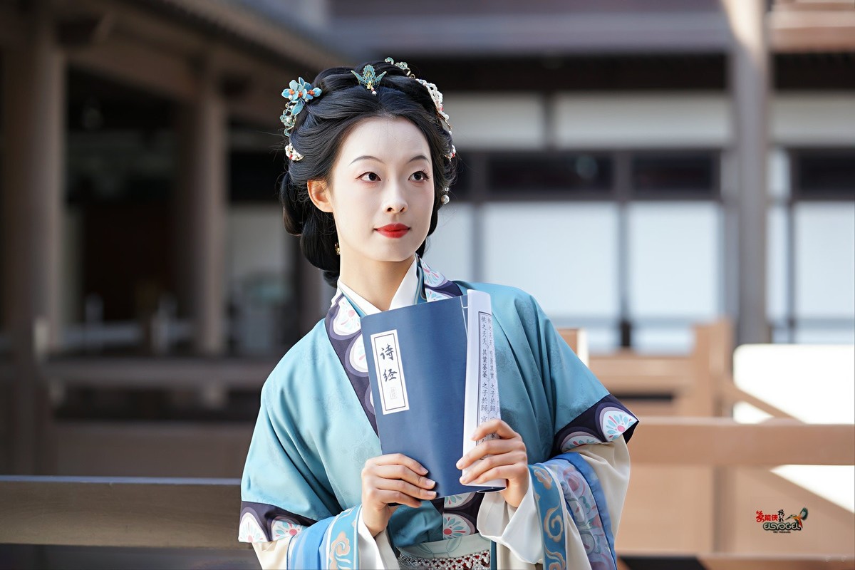 【古风仕女】---思琪