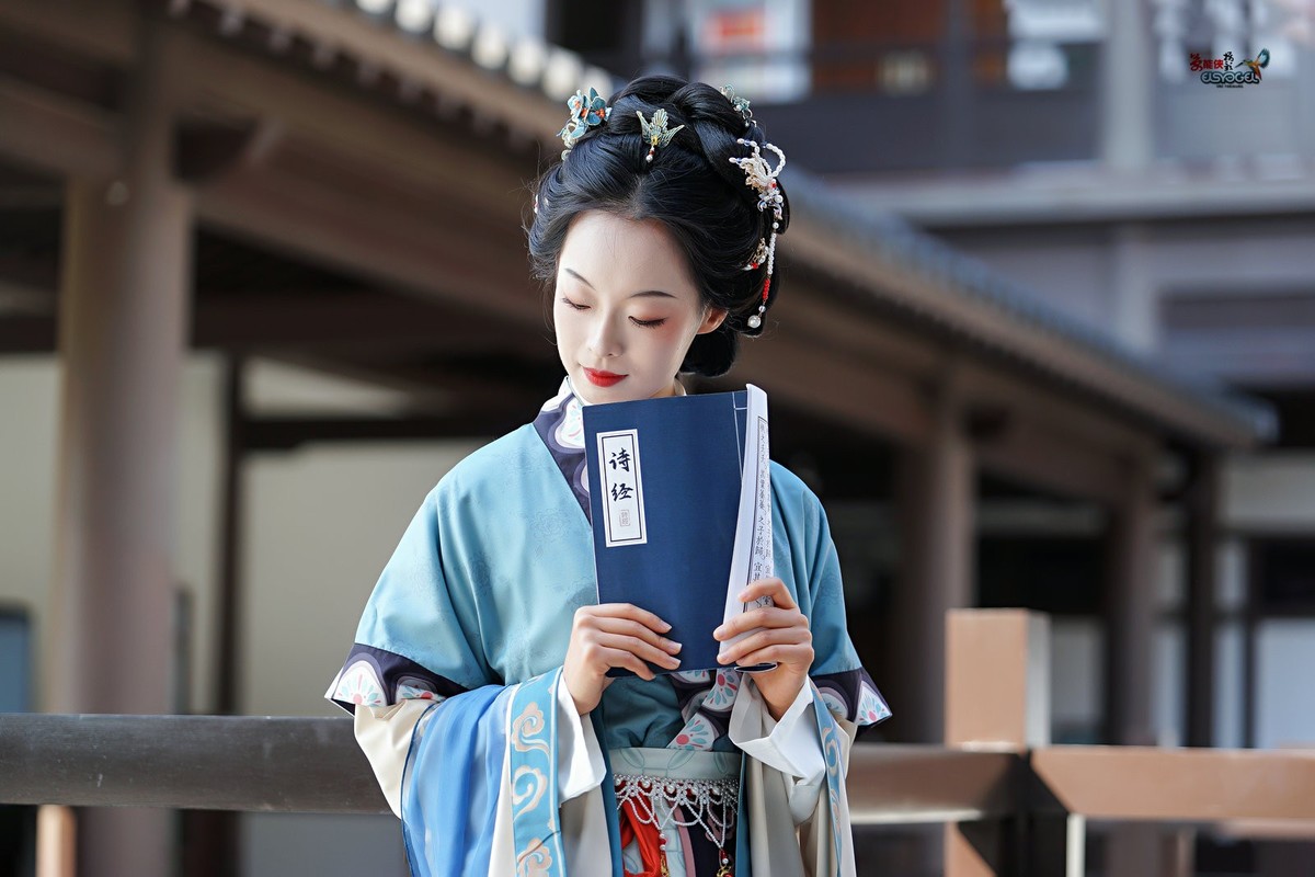 【古风仕女】---思琪