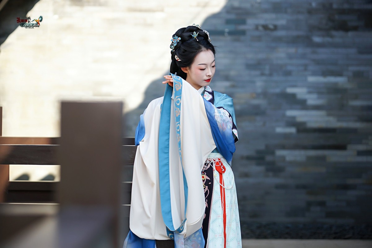 【古风仕女】---思琪