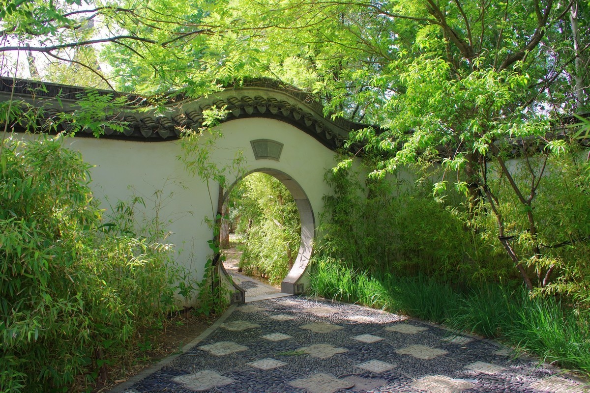 天津古香古色的小公园