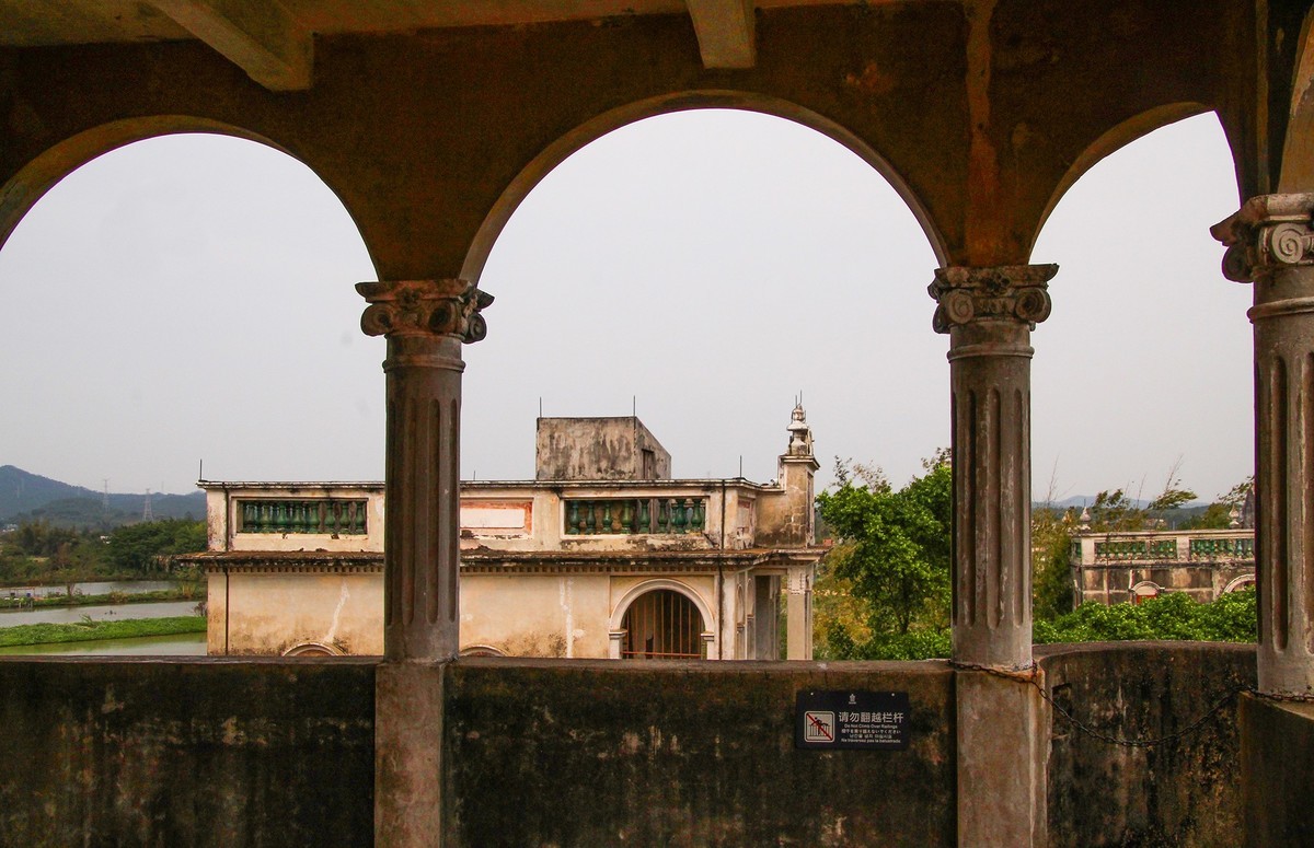 開平雕樓——自力村的風貌