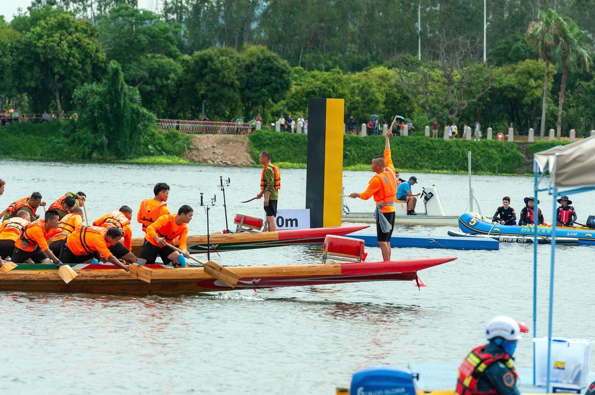 ?漳州市龙江岁月杯龙舟赛