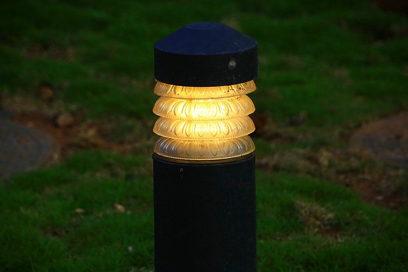 《不老松：忆海南游记》21.03.12 长島蓝湾小区漂亮的路灯