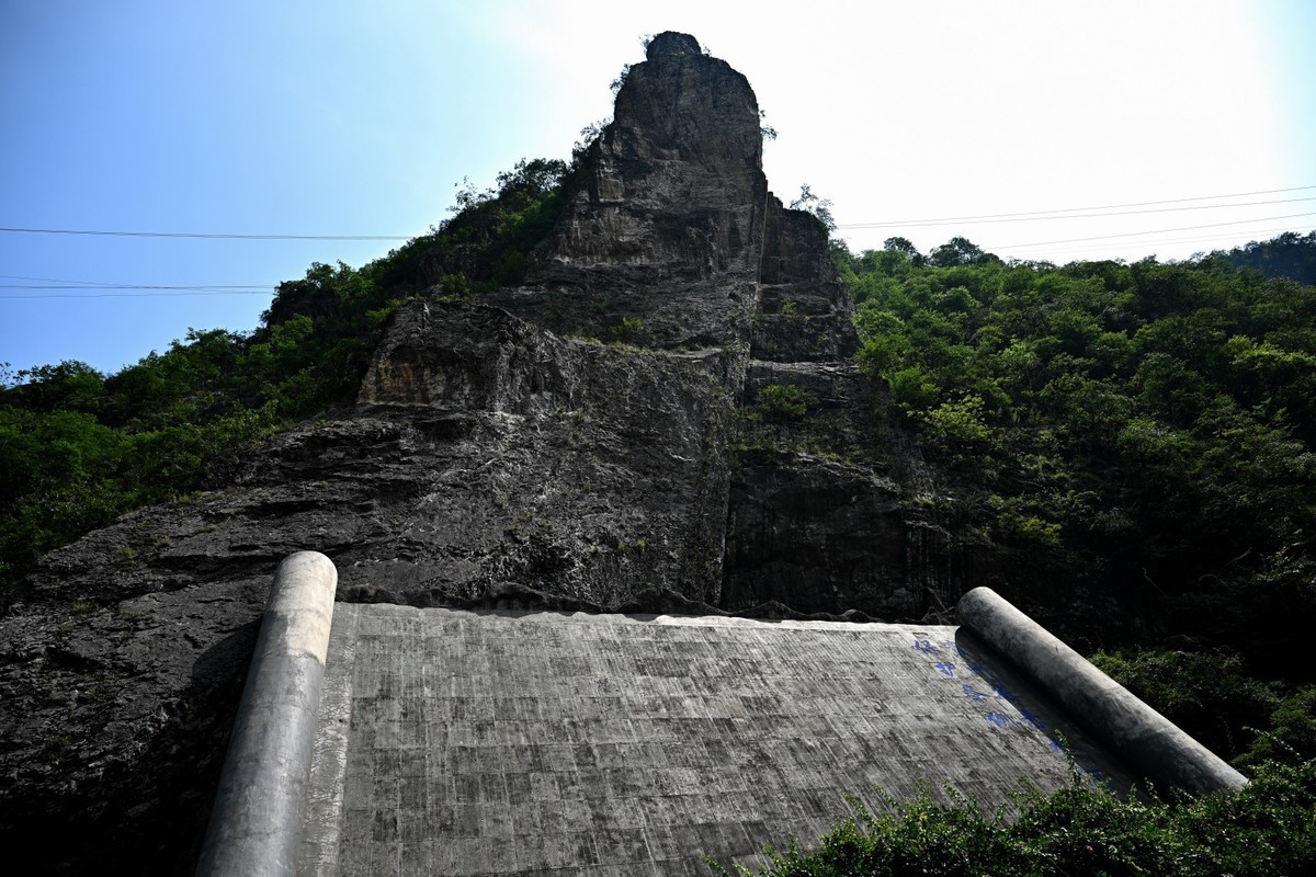 赤水河边看风景