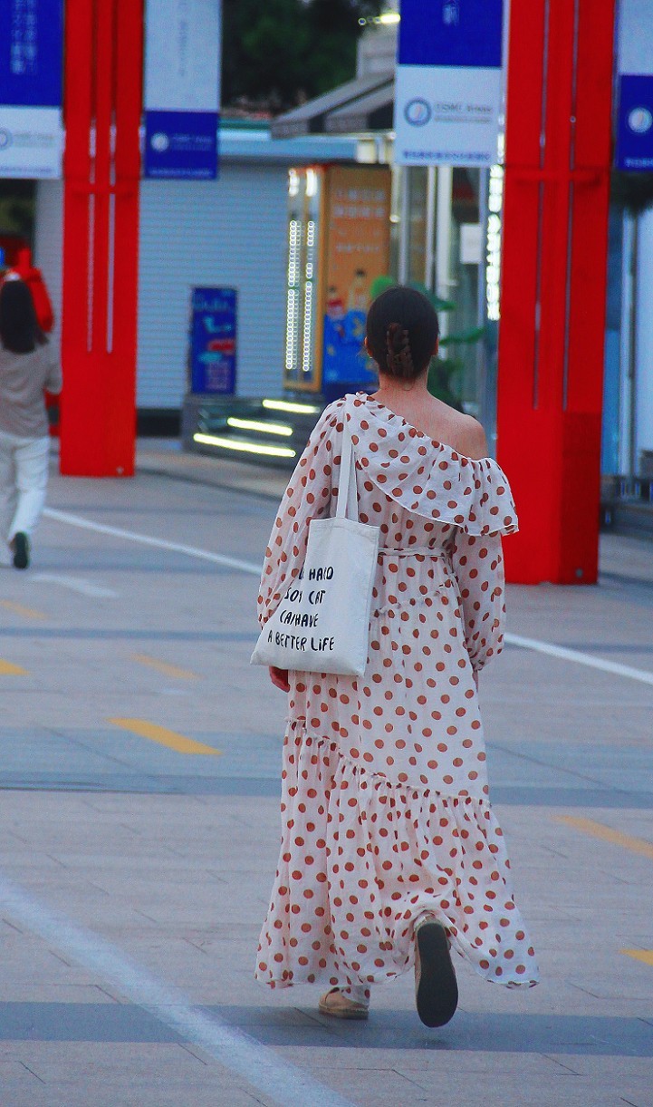 随拍扫街《海景和妹子还有潜水艇》