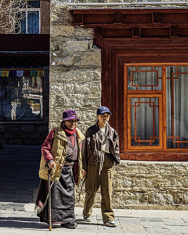 行走在318国道【25】天空之城【理塘--勒通古镇】