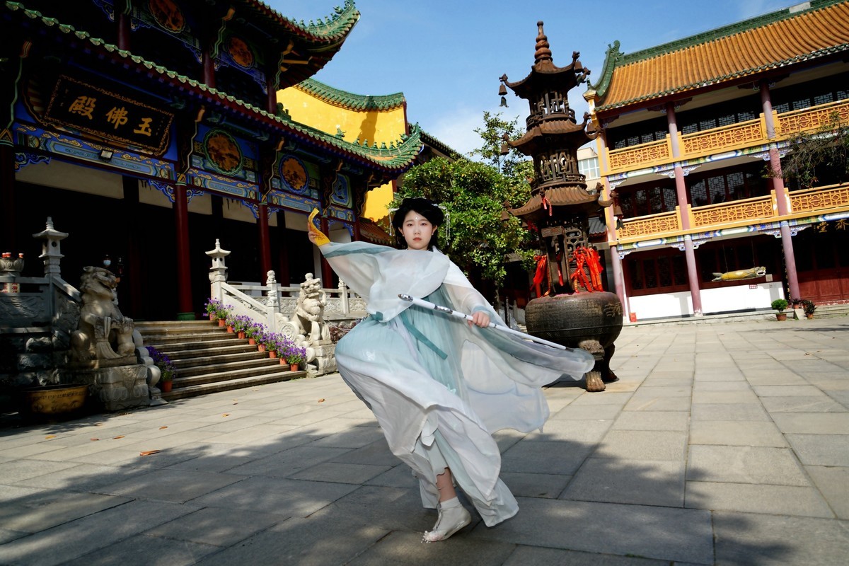 宝通寺---箭花侠女！