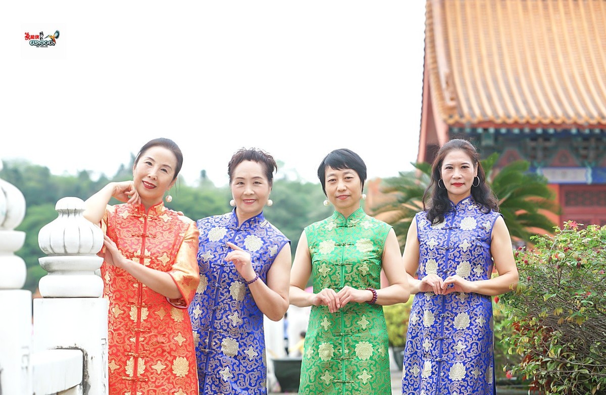 【影视城·旗袍四大美女】---高妹、秋波、飞翔、小孙