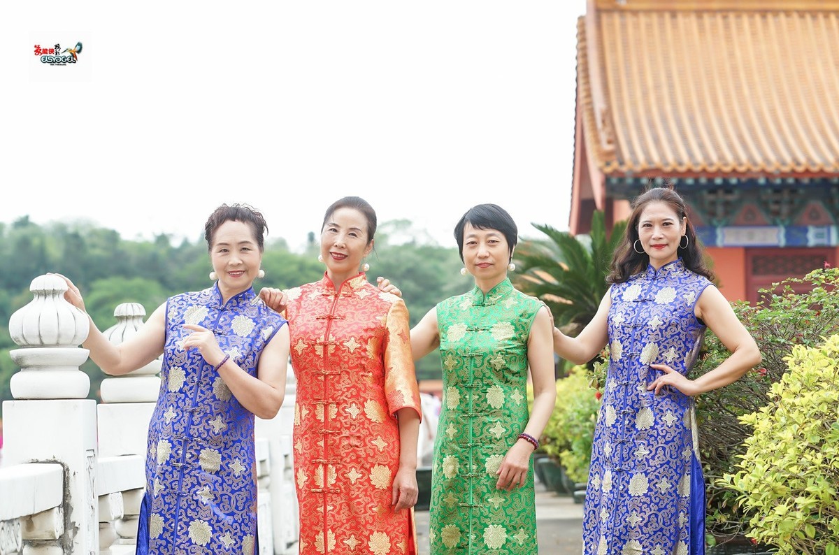 【影视城·旗袍四大美女】---高妹、秋波、飞翔、小孙