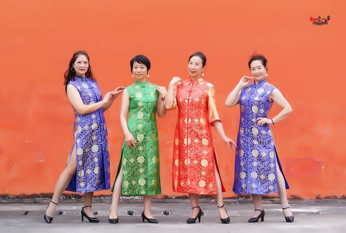 【影视城·旗袍四大美女】---高妹、秋波、飞翔、小孙