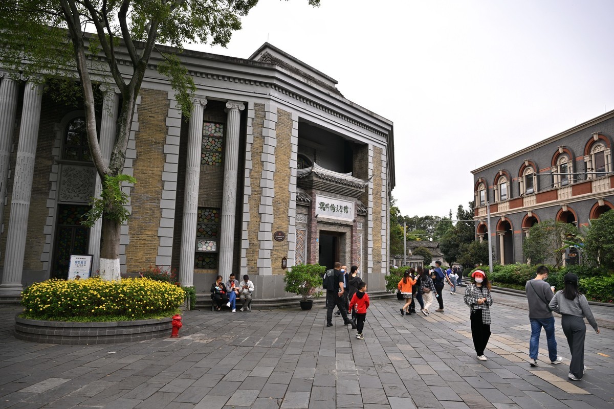 贺山水勇哥荣任合肥星空(中国)版主