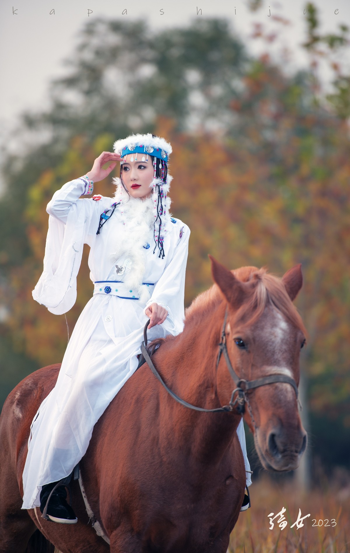 秋末人像【骑马女孩】