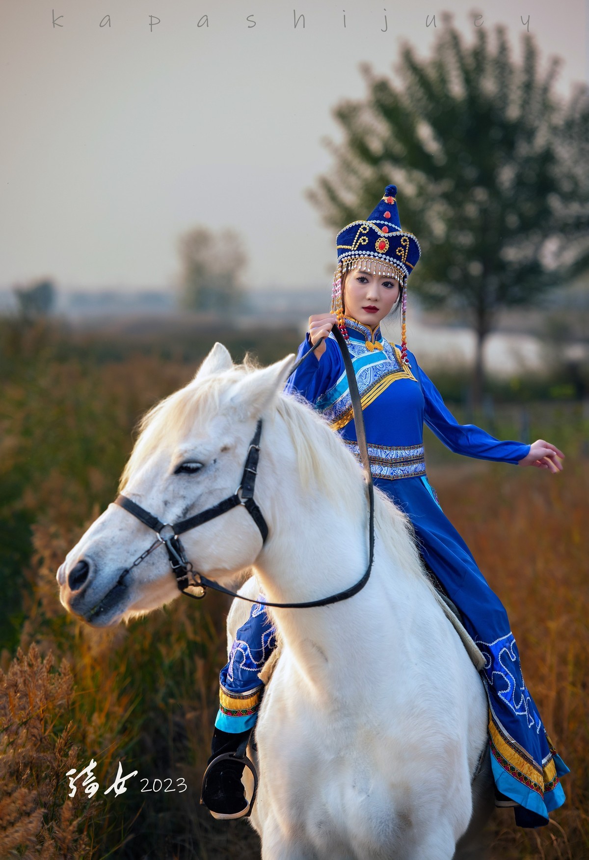 秋末人像【骑马女孩】