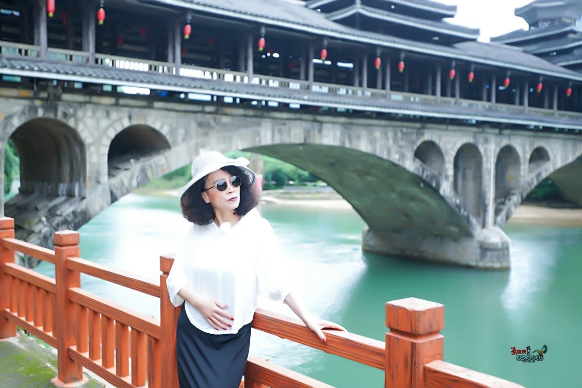 【阳山酷女】---方芳