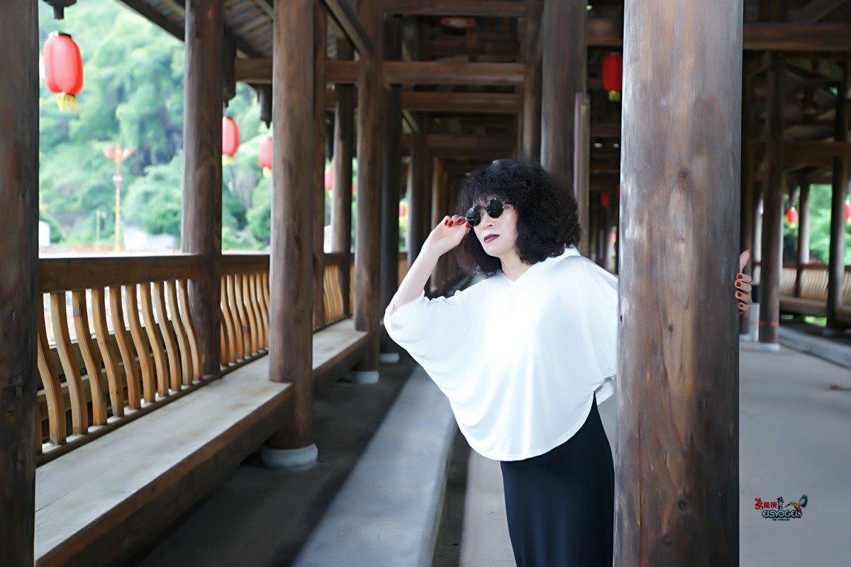 【阳山酷女】---方芳