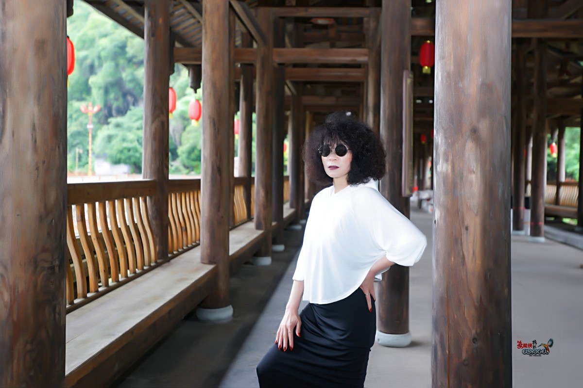 【阳山酷女】---方芳