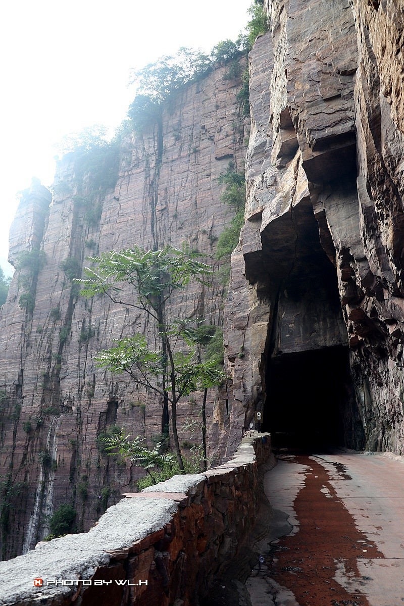 游郭亮村，走绝壁长廊