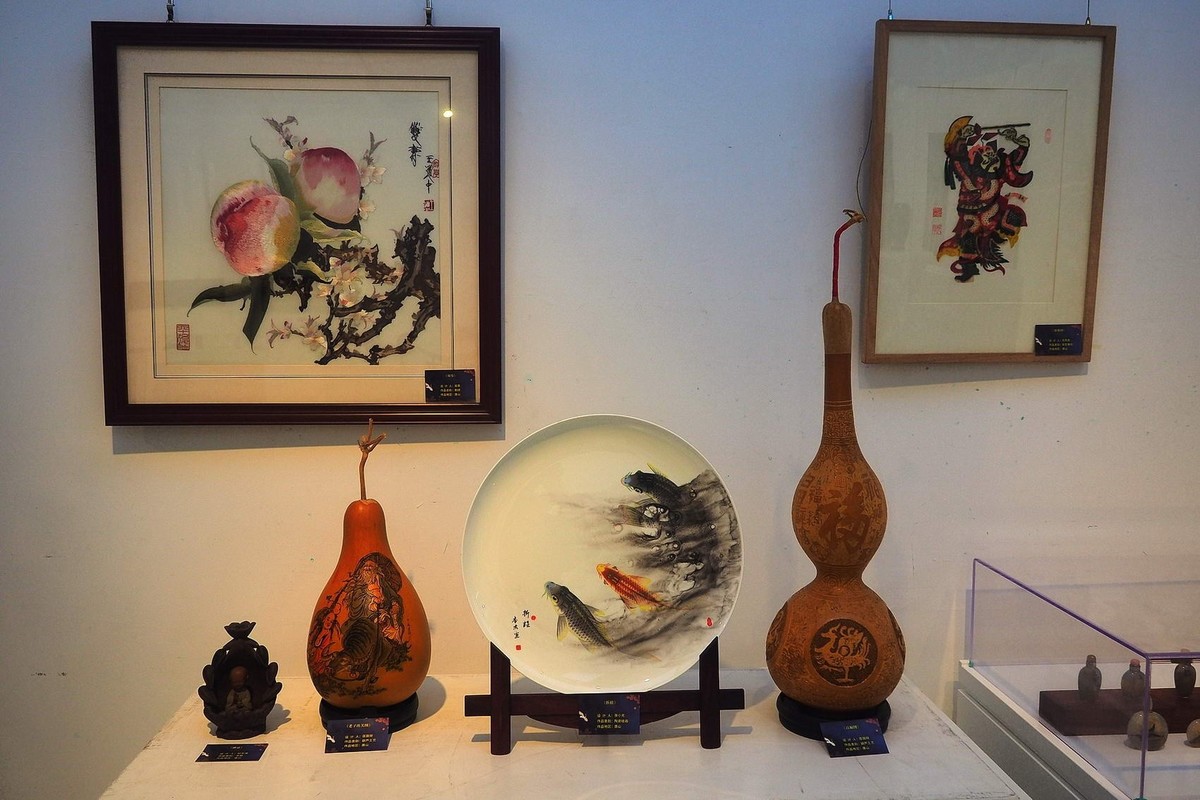 《2024河北工艺美术精品展》上