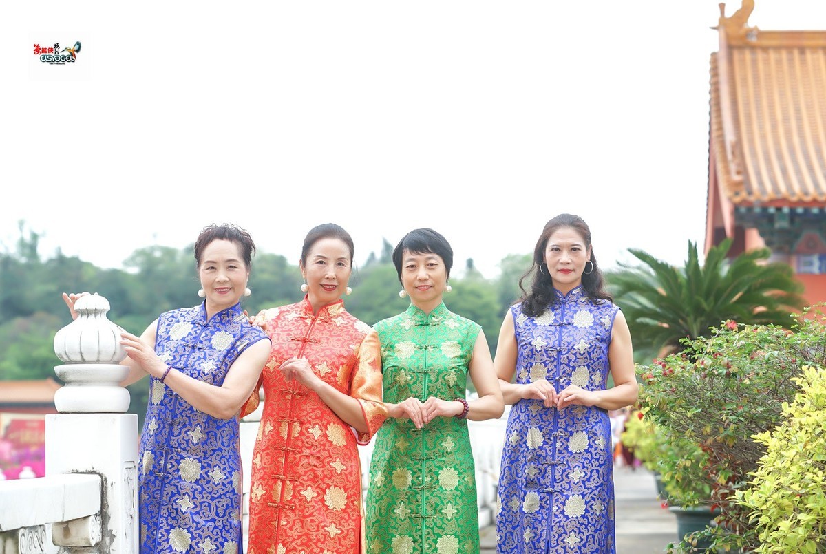 【影视城·旗袍四大美女】---高妹、秋波、飞翔、小孙