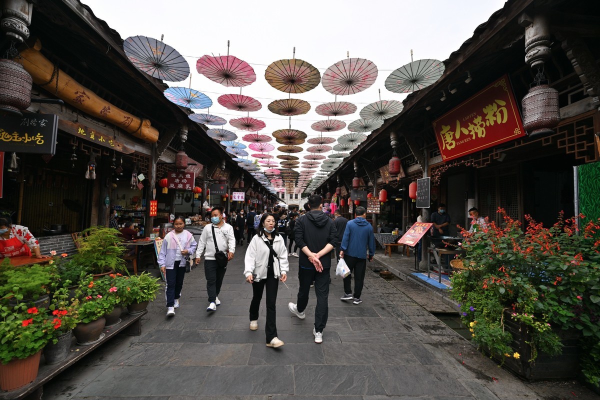 贺山水勇哥荣任合肥星空(中国)版主