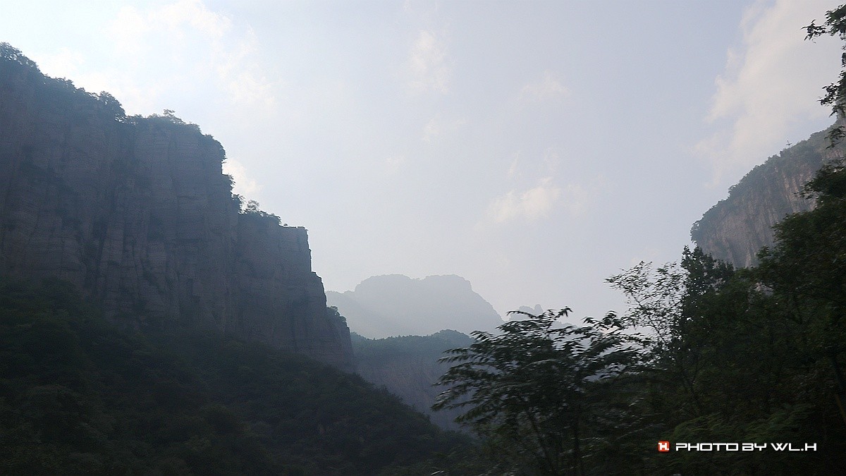 游郭亮村，走绝壁长廊