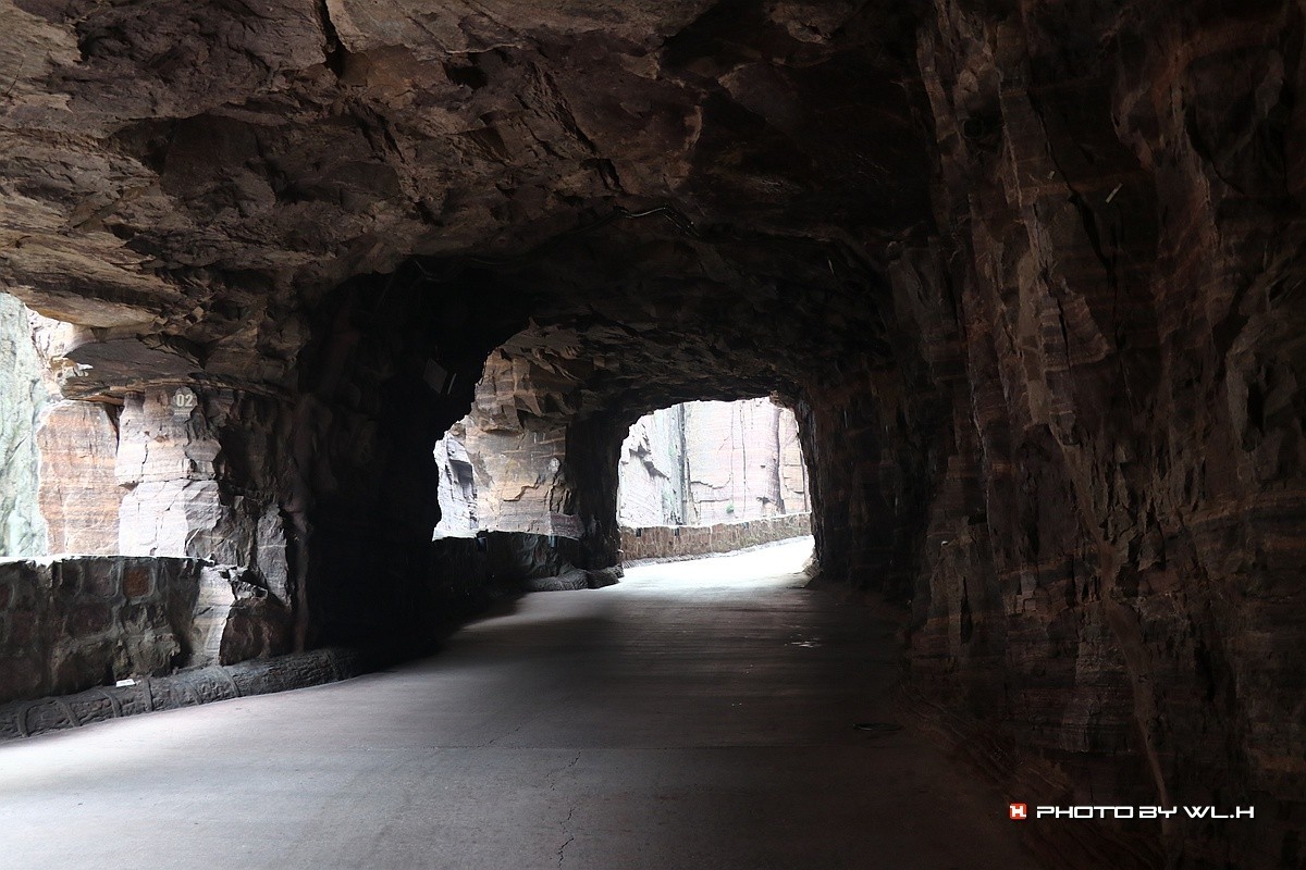 游郭亮村，走绝壁长廊