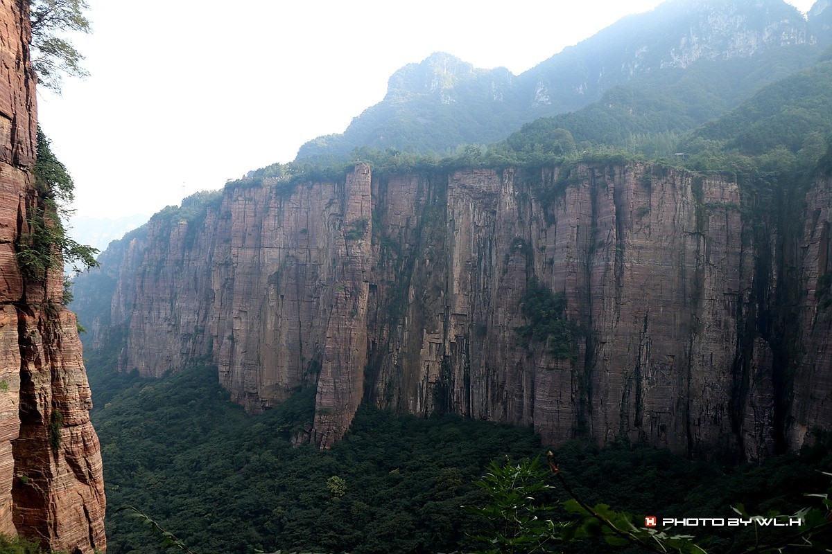 游郭亮村，走绝壁长廊