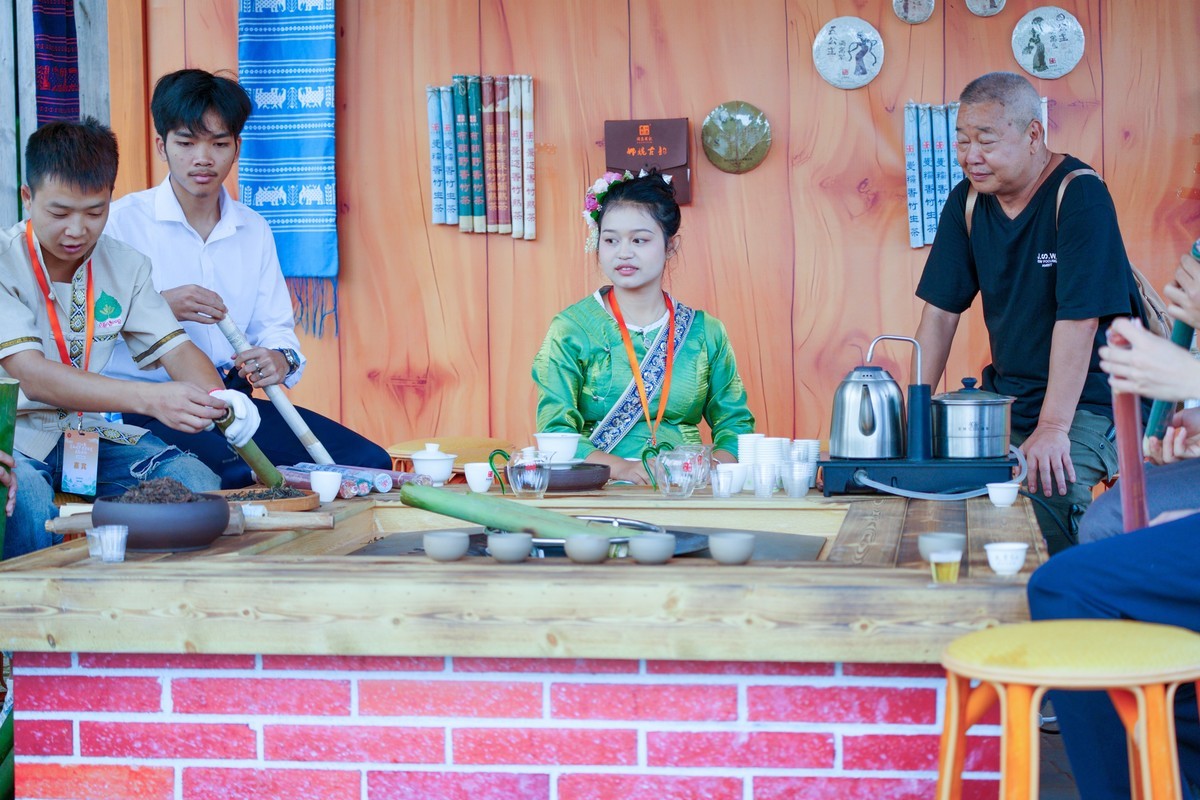 “茶和天下共享非遗”2024中国传统制茶技艺及其相关习俗展活动六