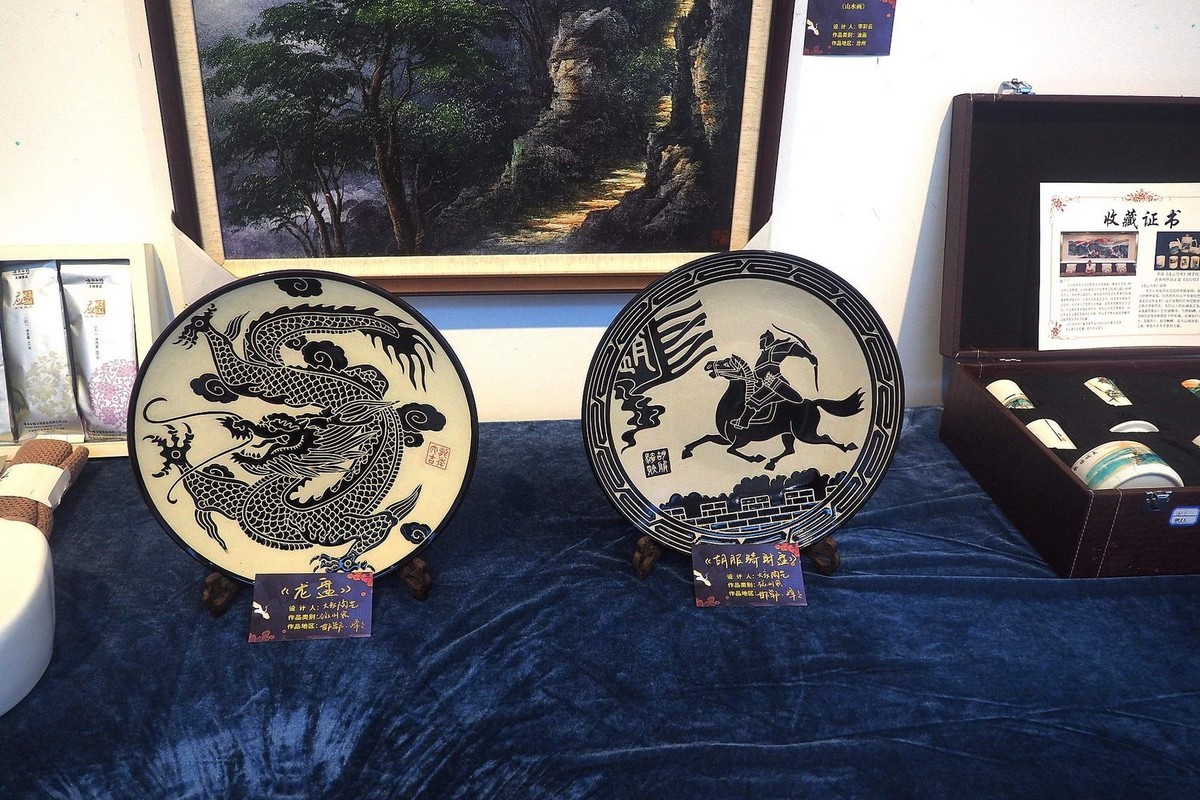 《2024河北工艺美术精品展》上