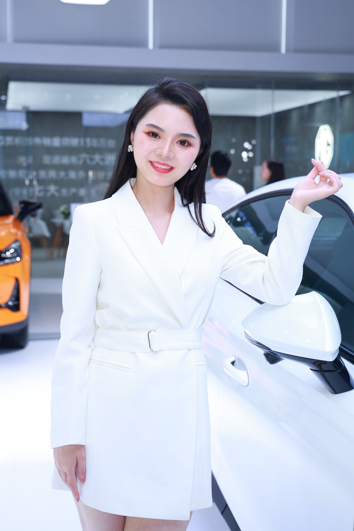 佳能R6-2拍车展模特