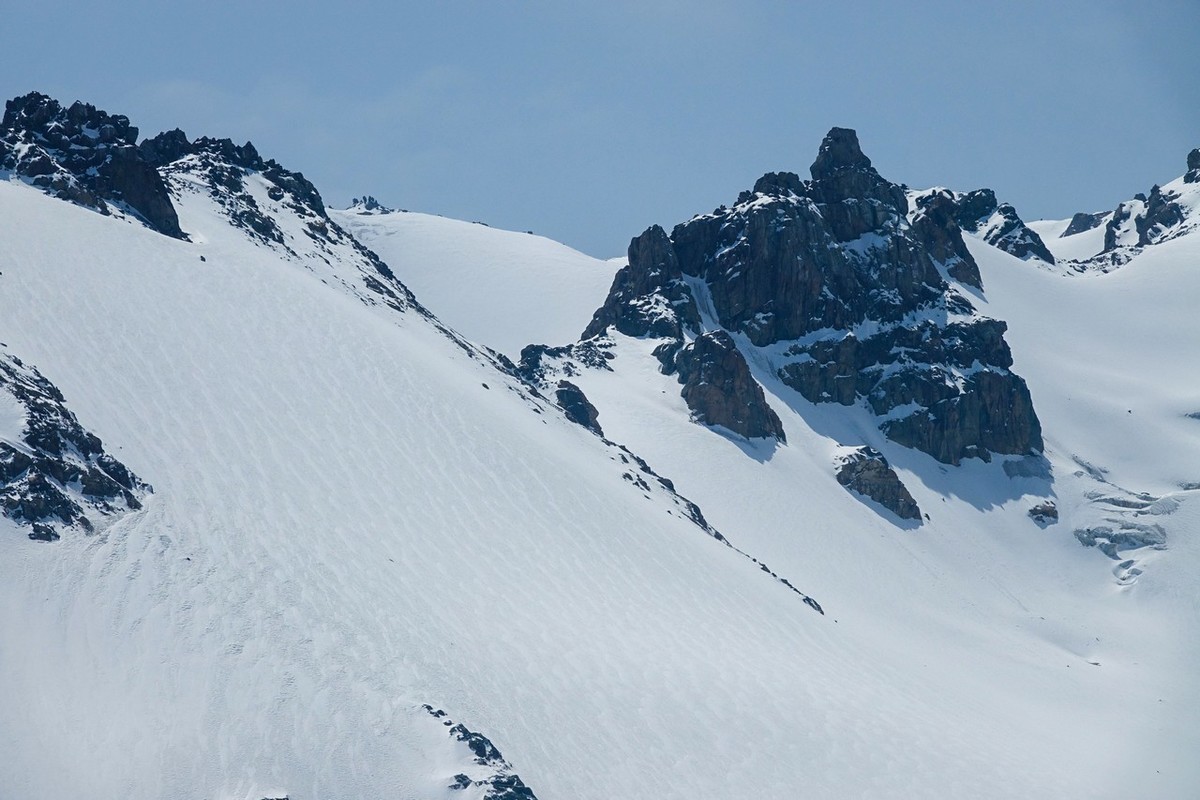 独自攀登巴尔斯雪山（RX10m3拍）
