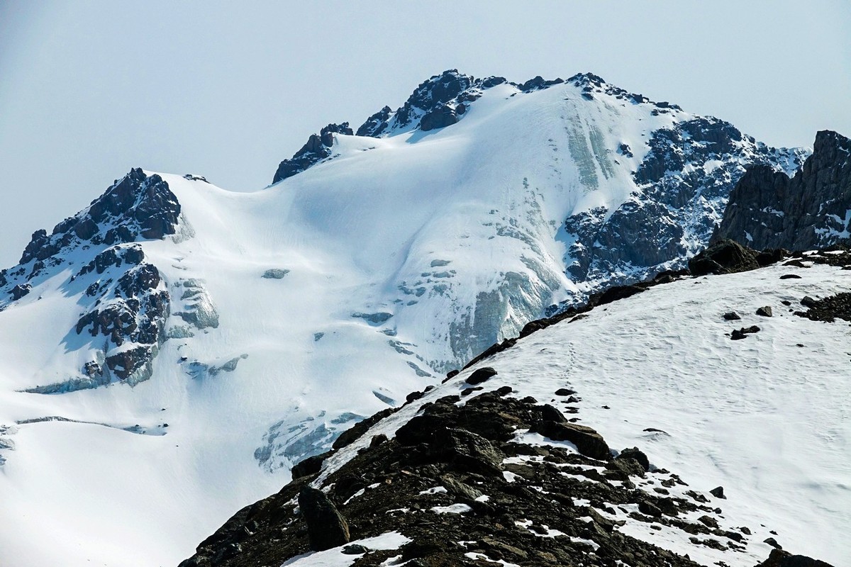 巴尔斯雪山掠影（胖卡3拍）