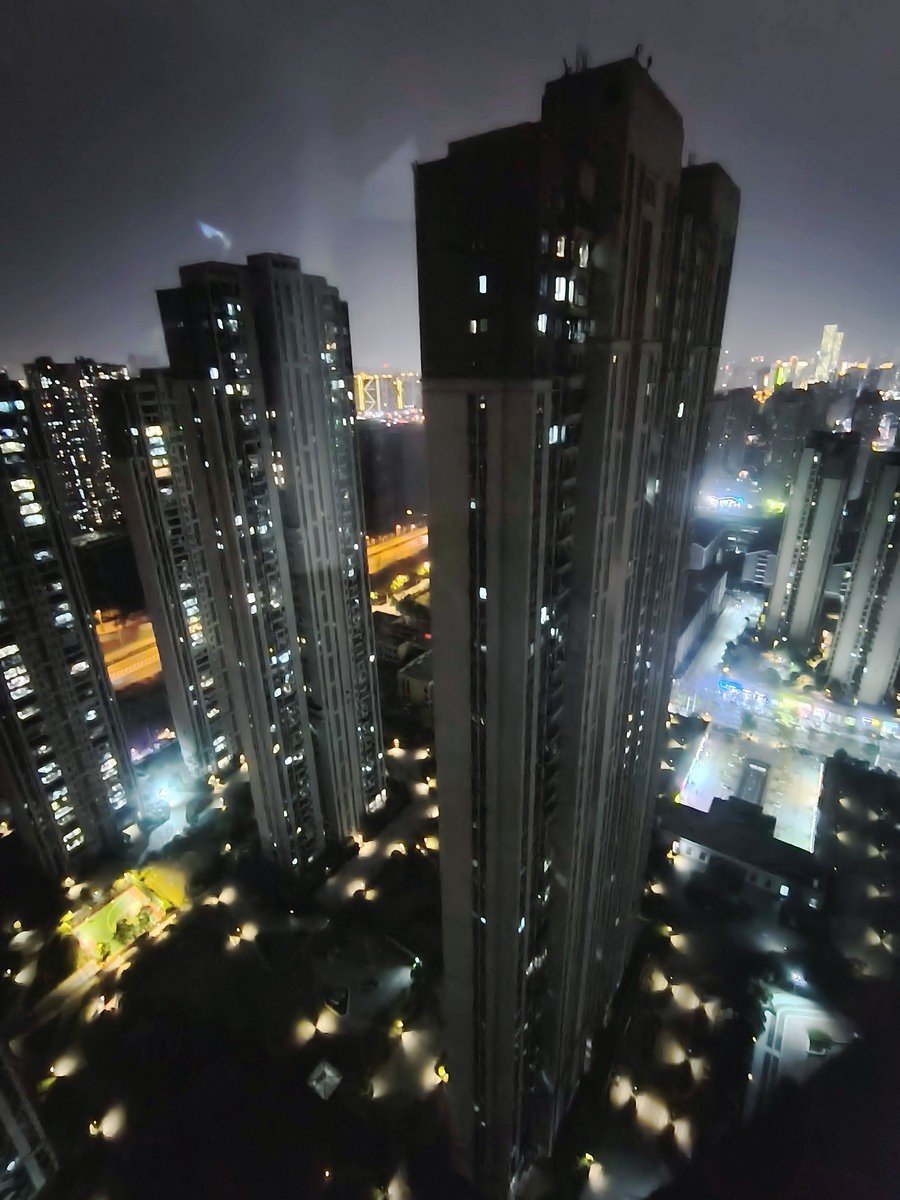 漫步星城 走街串巷（677）黄花数字贸易港