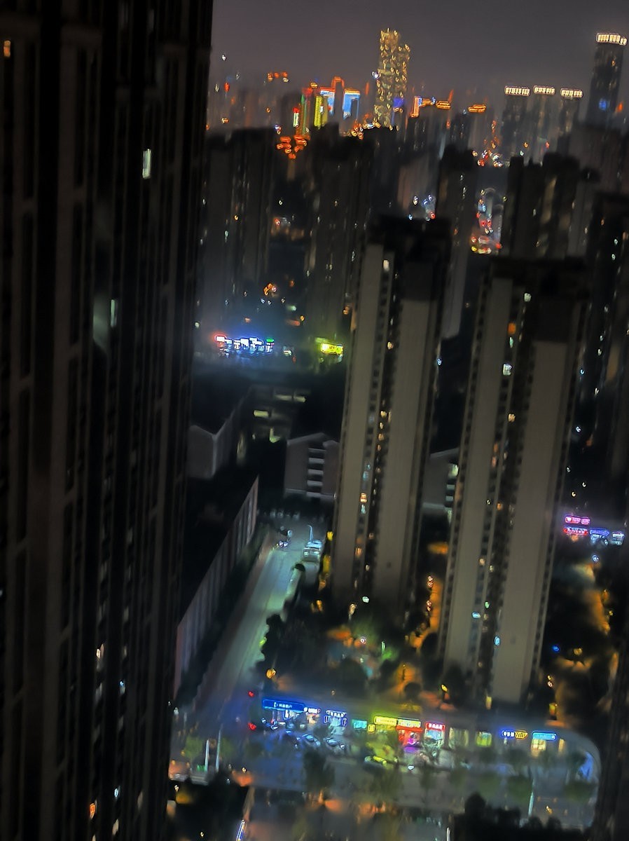 漫步星城 走街串巷（677）黄花数字贸易港