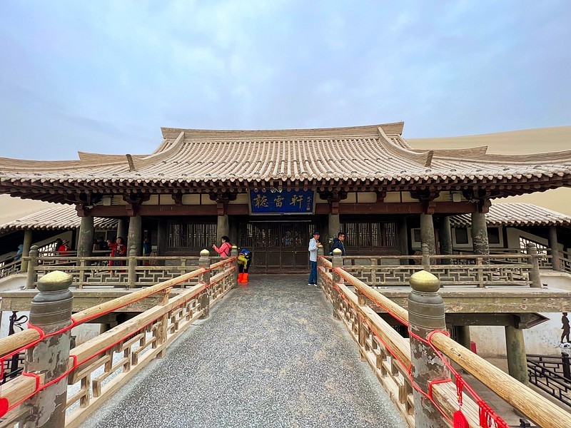 《不老松：纪实摄影》手机片：甘肃、新疆游！（09）鸣沙山月牙泉！ (5)