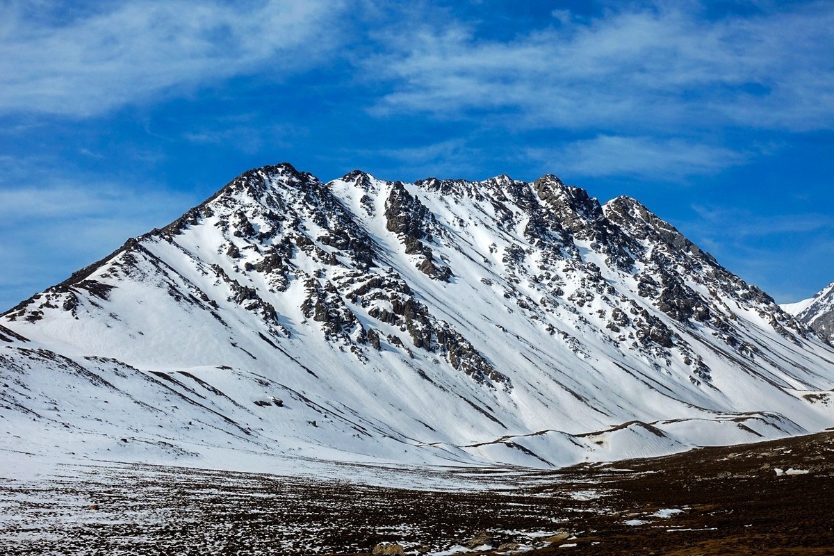 独自攀登巴尔斯雪山（RX10m3拍）