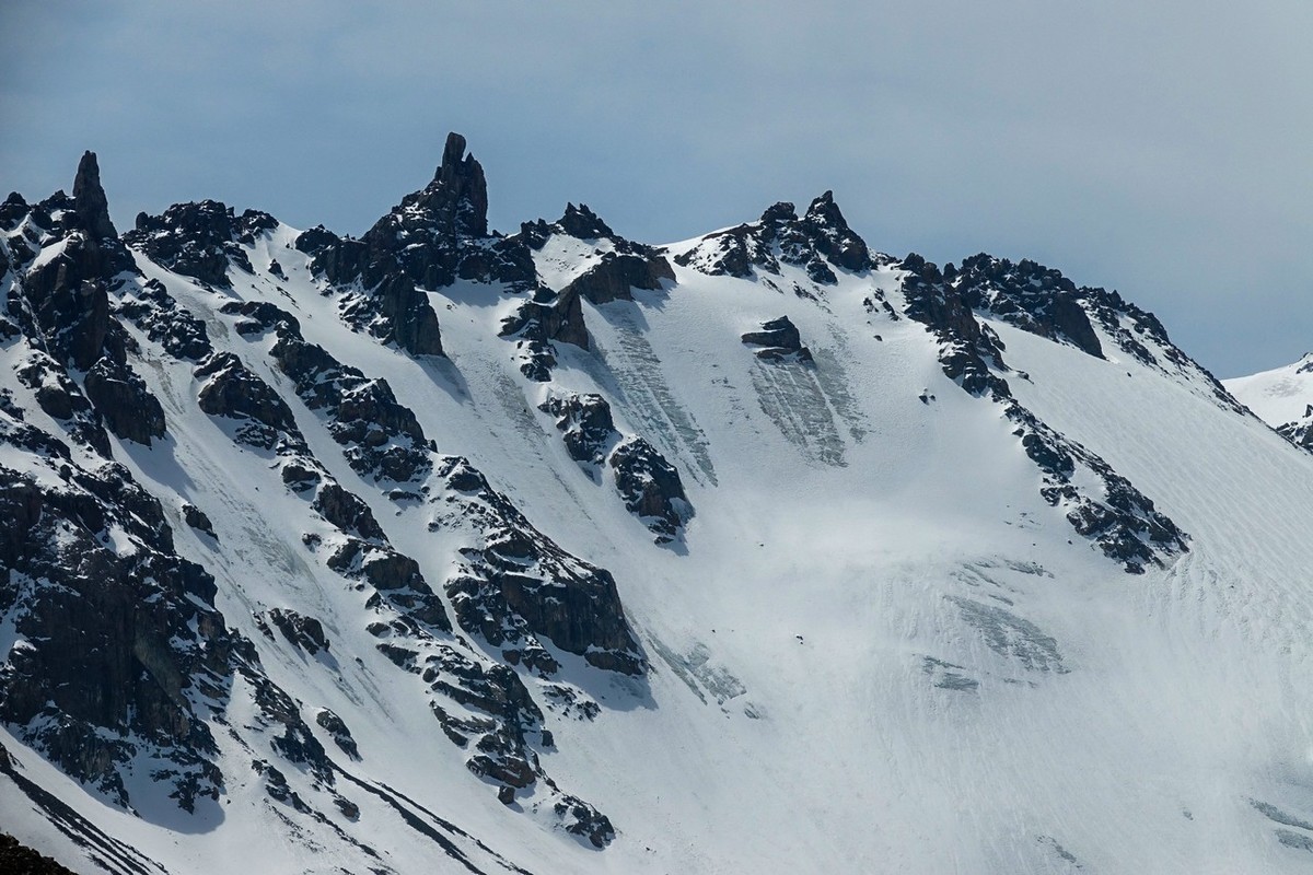 巴尔斯雪山掠影（胖卡3拍）