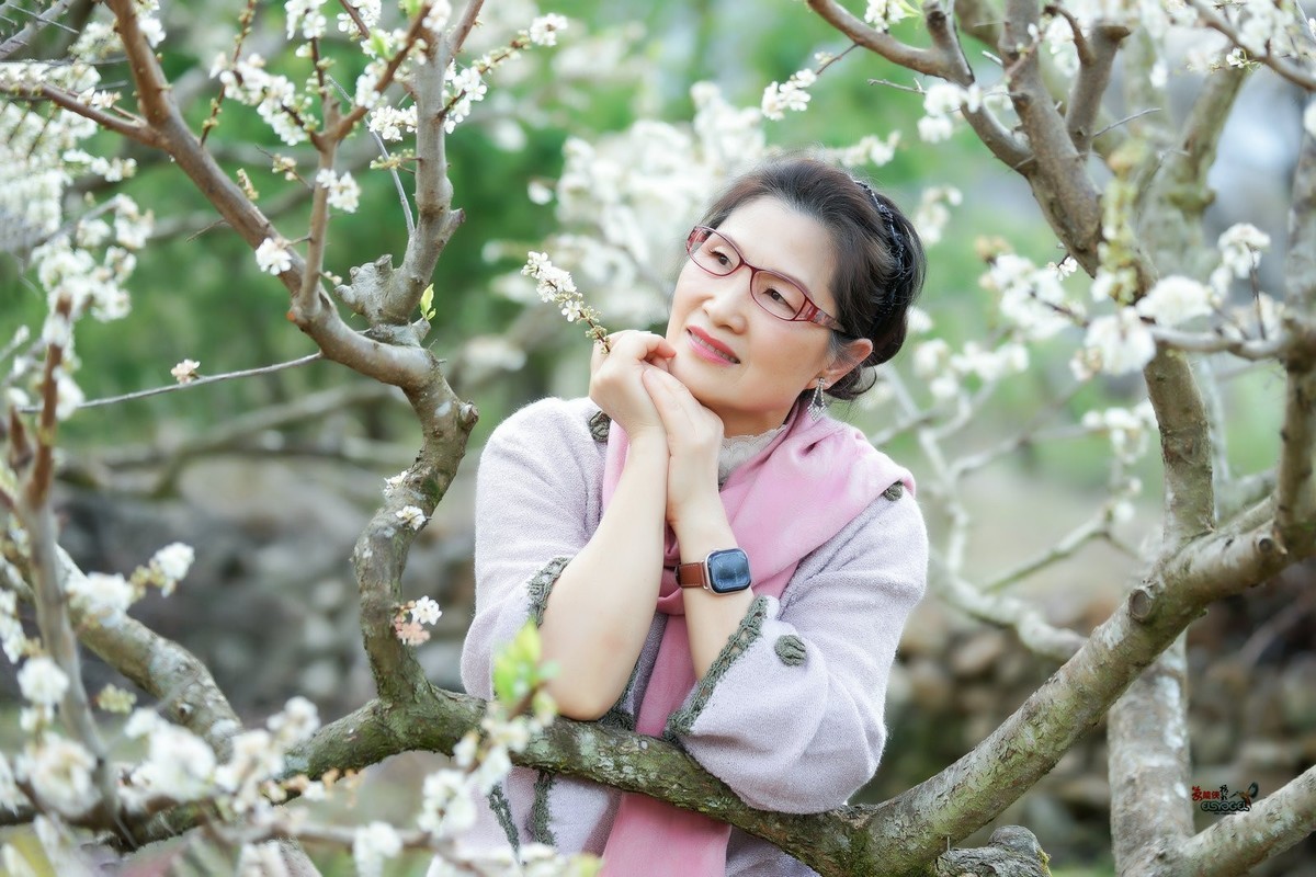 【梨花俏佳人】---木子-中关村在线摄影论坛