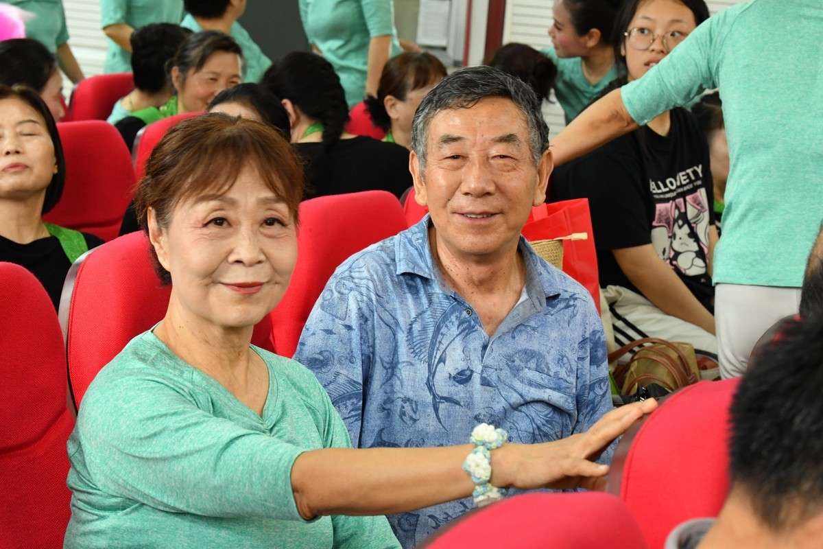 县老年大学期末文艺展演花絮