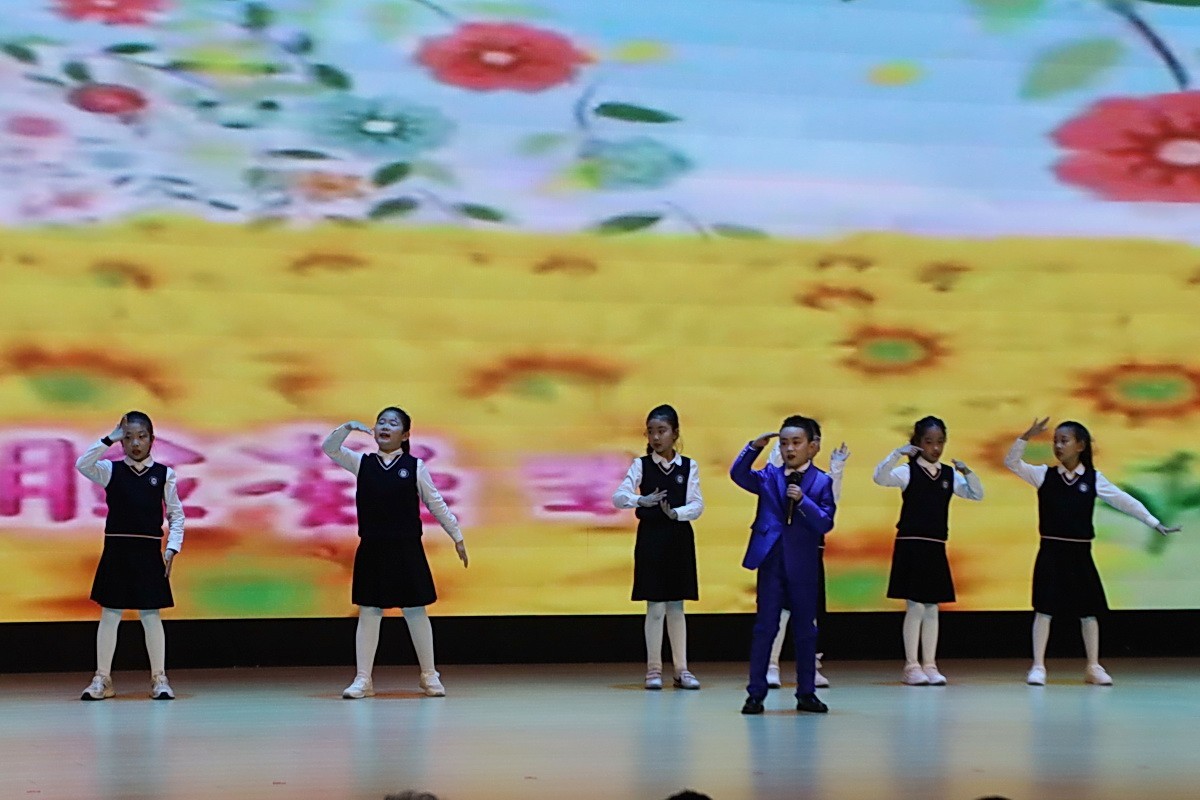 滨城游拍——接班人的新年歌舞专场-中关村在线摄影论坛
