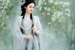 豆梨花下
