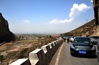 D700  24-120悬空寺景区5月2日人满为患,交通拥堵数公里,摩托车超载