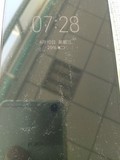 屏幕粘灰尘太厉害了 这是缺陷