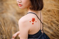 《自己做自己的观众》