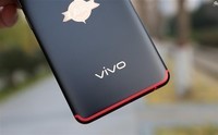 vivo X20系列施华洛世奇礼盒版上架:2998元起