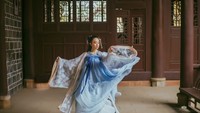 小痰盂拍汉服
