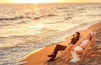 美妙绝伦的海边夕阳照