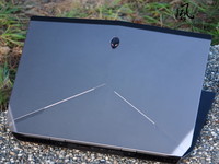 追求最强游戏笔电领域 - Dell Alienware 15入手解析