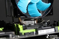 CPU散热卡太紧?主板和U都受伤害!